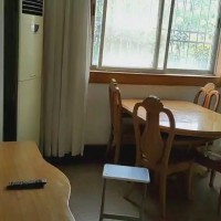 府苑小区三室 家具家电齐全 周边配套完善 随时看房