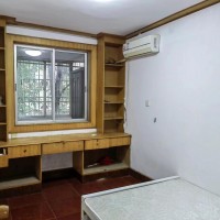 府苑小区三室 家具家电齐全 周边配套完善 随时看房