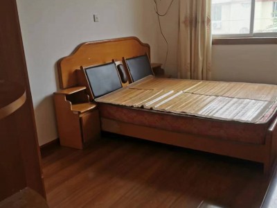 好房出租 文体馆对面 新园小区一期三室两厅 5楼 家具齐全
